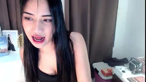 lady_angelala online show from 28, 1, 2025