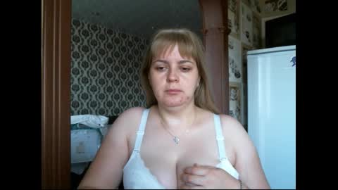 lady cute cat29 online show from 19, 9, 2025