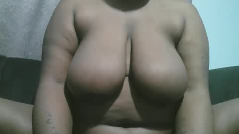 lady_dearra online show from 1, 12, 2025