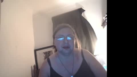 Snapshot of lady_delilah_ts chatting on 16, 2, 2025 Delilah-Catherine online show from 16, 2, 2025