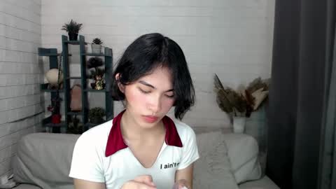 Snapshot of lady_jedyy chatting on 28, 12, 2024   online show from 28, 12, 2024