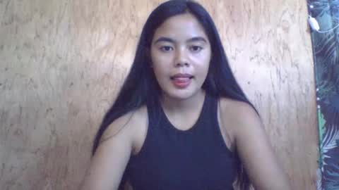Snapshot of lady_krisha chatting on 2, 12, 2025 lady_krisha online show from 2, 12, 2025