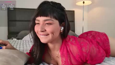 Snapshot of lady_ni chatting on 18, 3, 2026 700 1300 -5 online show from 18, 3, 2026