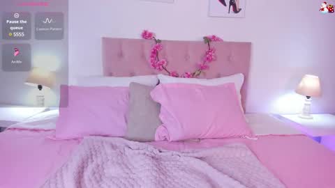 Lady  online show from 7, 2, 2025