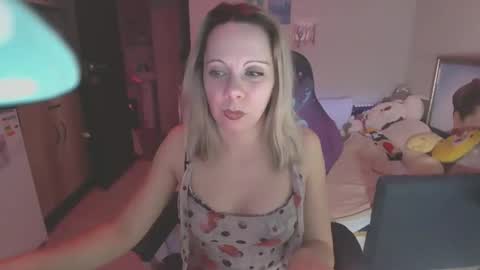 lady_smile69 online show from 20, 2, 2025