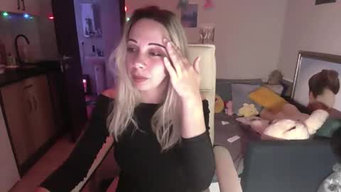 lady_smile69 online show from 21, 10, 2025