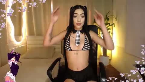 lady online show from 2, 4, 2026