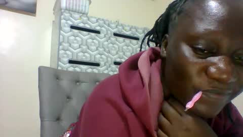 lindah32 online show from 17, 1, 2025