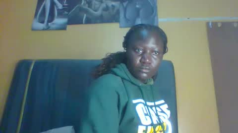 lindah32 online show from 10, 11, 2025