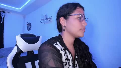  Lady  online show from 15, 12, 2024