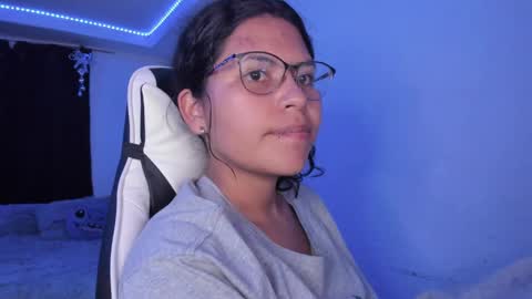  Lady  online show from 16, 12, 2024