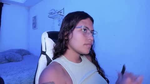  Lady  online show from 8, 1, 2026