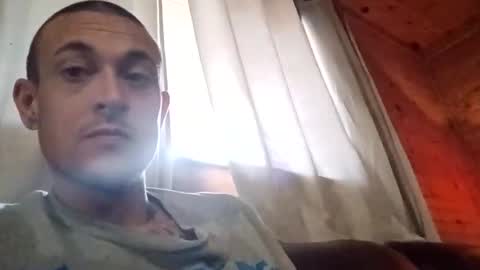 Snapshot of ladybug9097 chatting on 21, 11, 2025 RockStar Couple online show from 21, 11, 2025