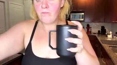 ladycooks23 online show from 28, 9, 2025