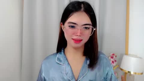 ladyfucker_ online show from 27, 9, 2025