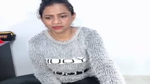 lady online show from 22, 12, 2025