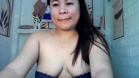 Snapshot of ladyhotsiren chatting on 16, 10, 2025 SEREN online show from 16, 10, 2025