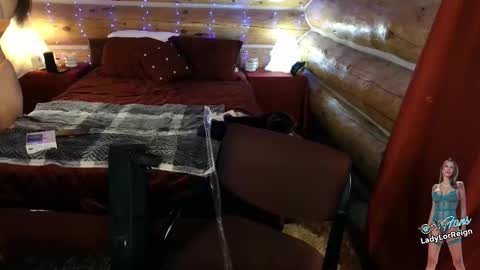 ladylorreign online show from 8, 1, 2026