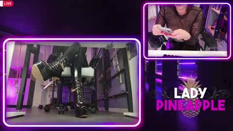ladypineapple01 online show from 17, 11, 2025