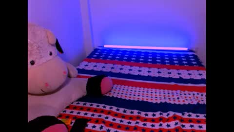 laura online show from 12, 11, 2025