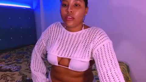 Snapshot of ladypussy69779756 chatting on 19, 3, 2026 laura online show from 19, 3, 2026