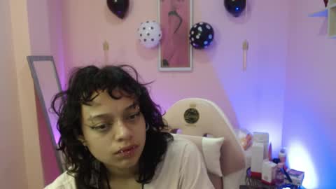 Ladywawy  online show from 6, 10, 2025