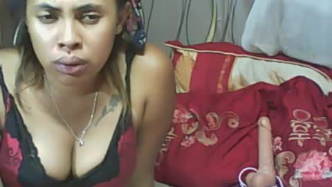 LadyXSnakes online show from 17, 1, 2025