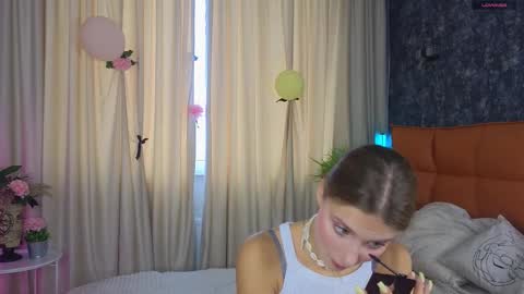 Lilia online show from 19, 9, 2025