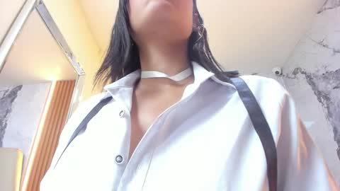   online show from 31, 10, 2025