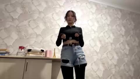 Luna online show from 22, 9, 2025
