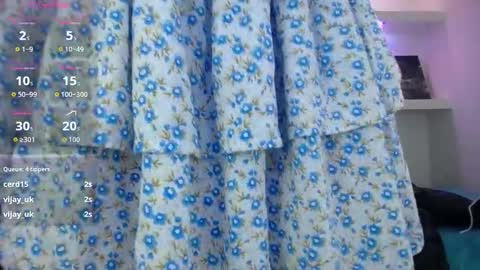 Lala clark online show from 7, 11, 2025