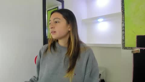 Lala clark online show from 3, 2, 2026