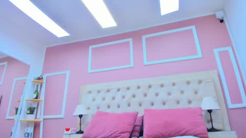 Snapshot of lala_ink_ chatting on 6, 4, 2026 lala_ink_ online show from 6, 4, 2026