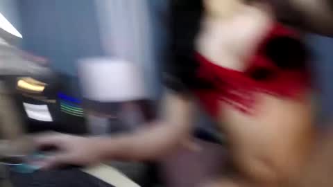 Elle 3 online show from 14, 12, 2024