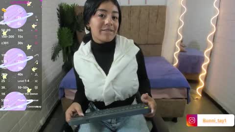 Lala  online show from 28, 10, 2025