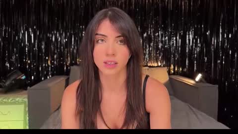 Ellina online show from 18, 1, 2026