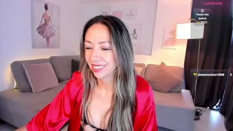 laly_dolce online show from 30, 9, 2025