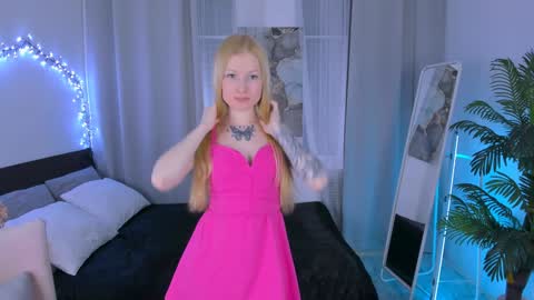 Laly online show from 24, 1, 2025