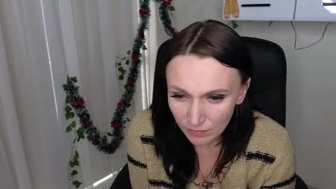 Snapshot of lalyaskyy chatting on 16, 12, 2025 Lalya online show from 16, 12, 2025