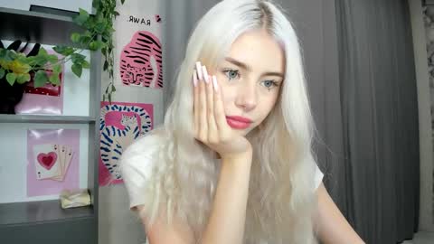 Erika online show from 25, 9, 2025