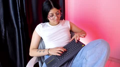 ... .          . ... online show from 15, 1, 2025