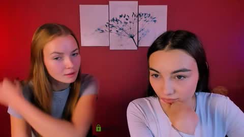 Snapshot of lana_shine_ chatting on 4, 11, 2025 lana_shine_ online show from 4, 11, 2025