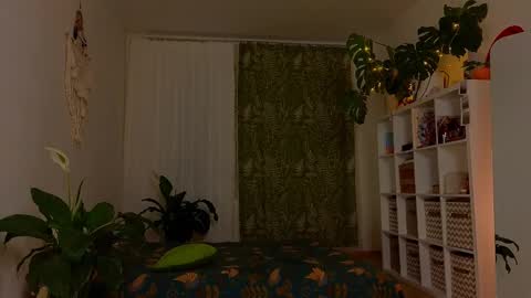 Snapshot of lana_sky chatting on 14, 2, 2025 Lana online show from 14, 2, 2025