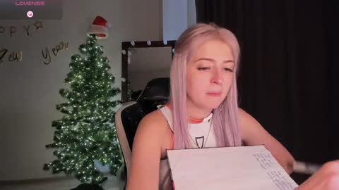 Lana online show from 2, 12, 2024