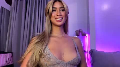 Lana online show from 7, 3, 2025