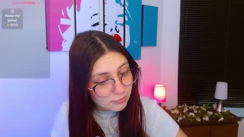 Alana Garcia  online show from 20, 11, 2025