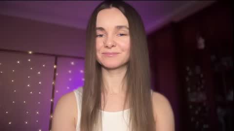 Lana online show from 8, 2, 2025