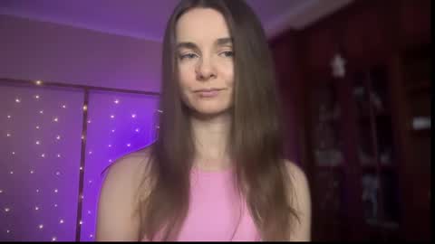 Lana online show from 28, 2, 2025