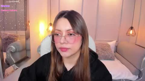 Snapshot of lanna18_ chatting on 23, 10, 2025 Lanna online show from 23, 10, 2025