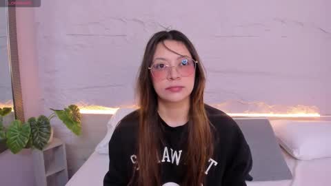 Snapshot of lanna_18_ chatting on 21, 2, 2026 Lanna online show from 21, 2, 2026